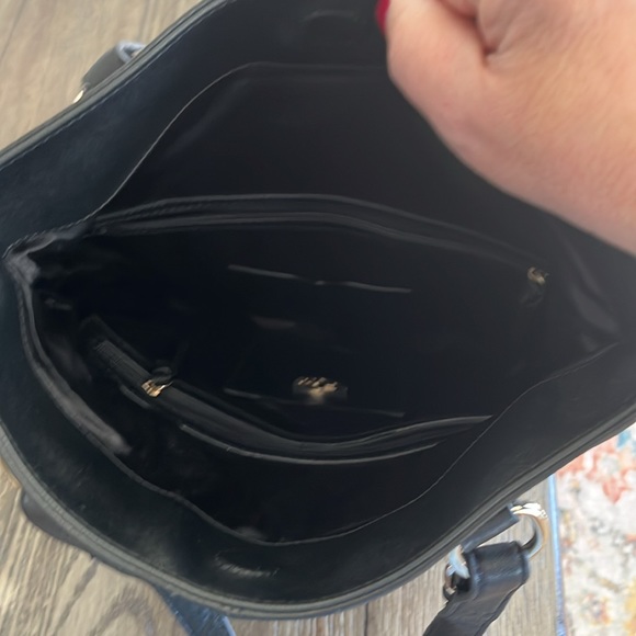 NWT DKNY Donna Karan New York Black Soft Leather W/Logo Plaque Bag - Picture 10 of 12